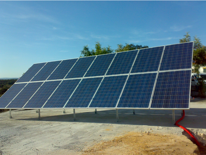 Instalação Fotovoltaica em Vale de Cavalos